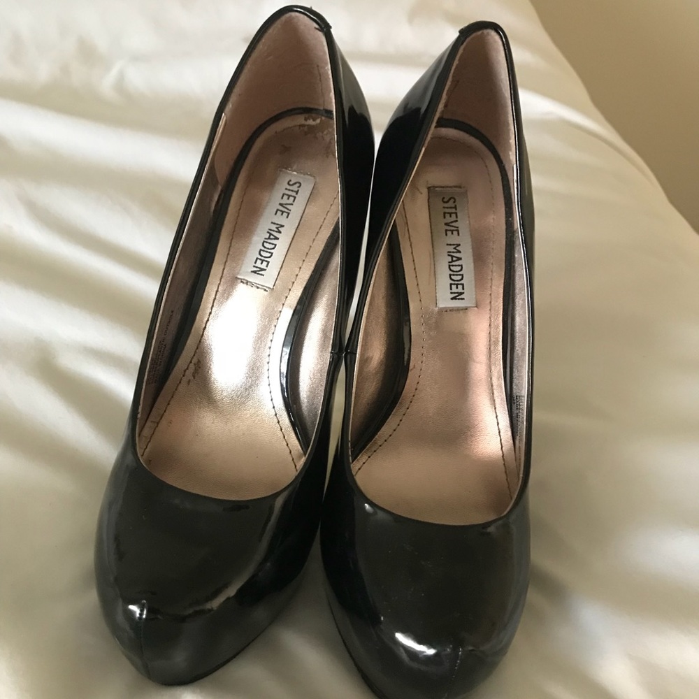 Steve Madden Patent Black Leather Heels